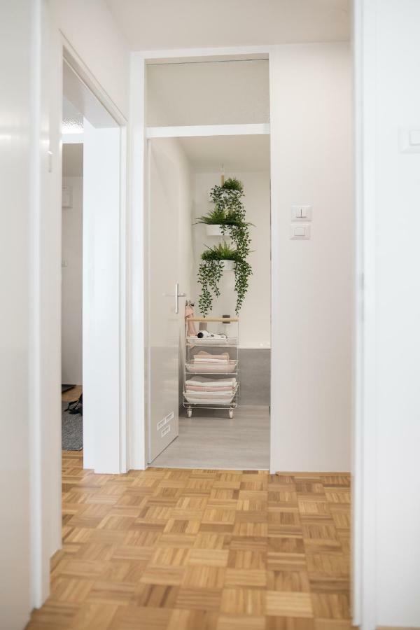 Family Apartment With Garden Lubiana Esterno foto